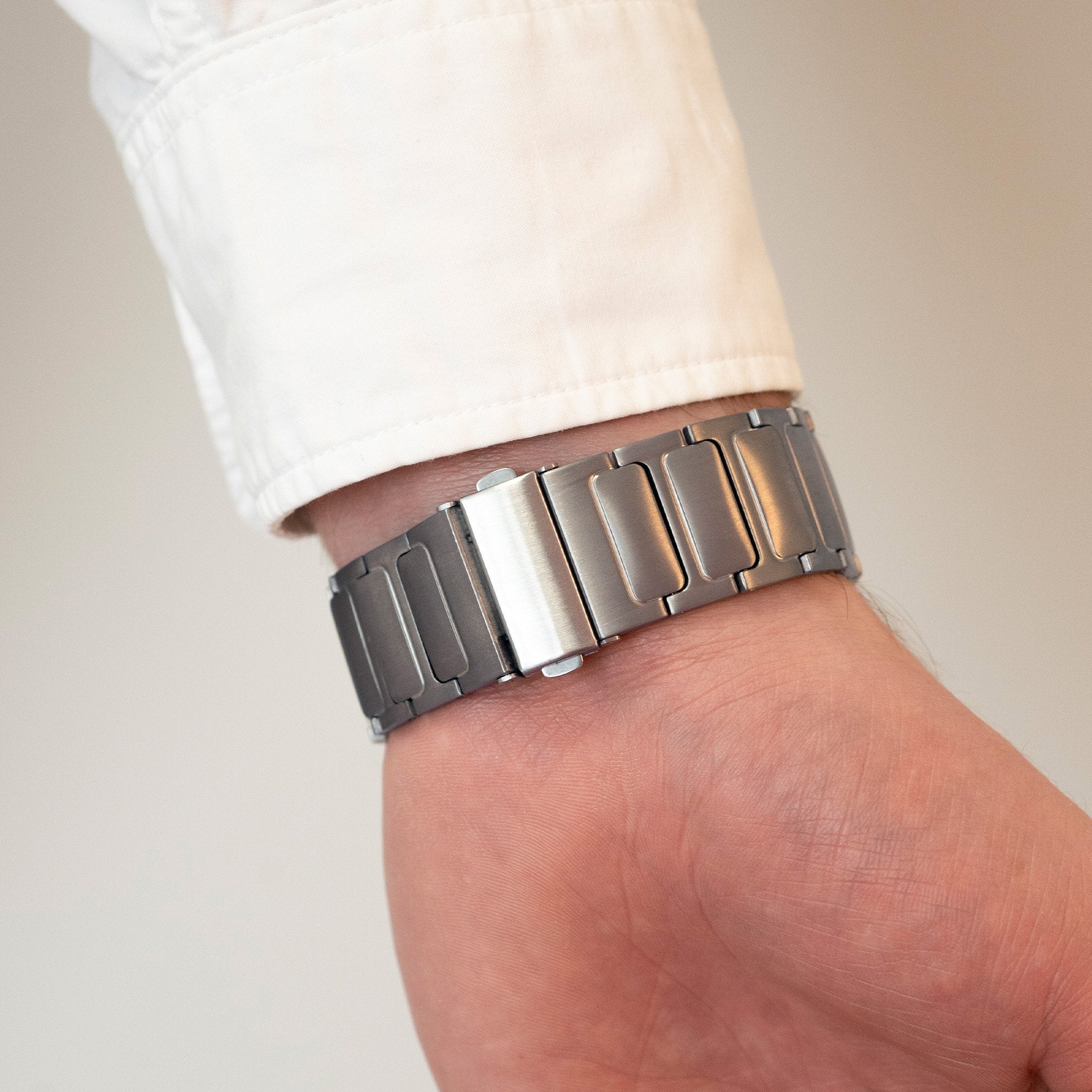 One Push Luxe Titanium horlogebandje - 20mm - Zilver
